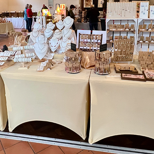 Marktstand in der Halle Kommern